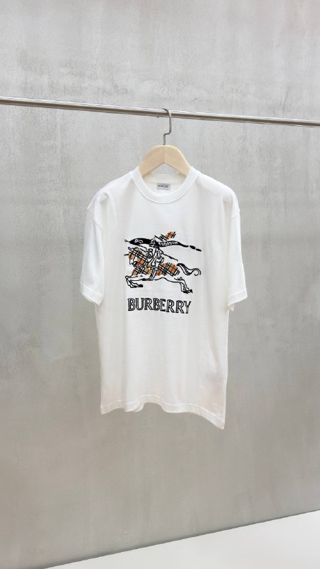 Apparel — TGfzoNdVYn9v view