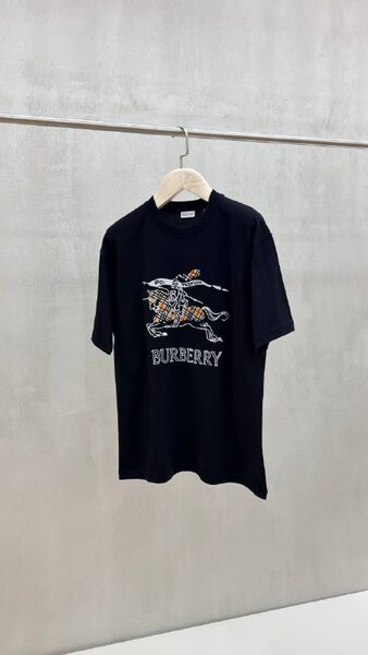 Apparel — TGfzoNdVYn9v view 3