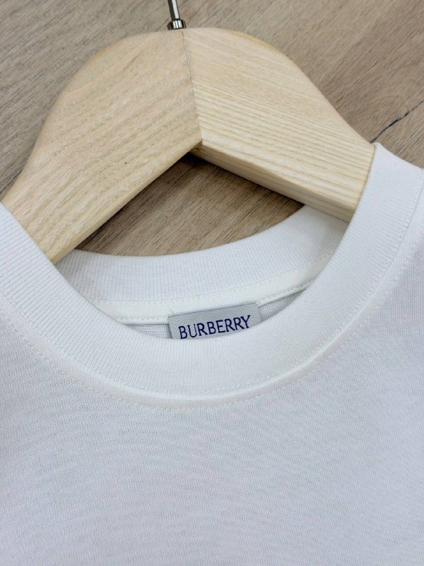 Apparel — TGfzoNdVYn9v view