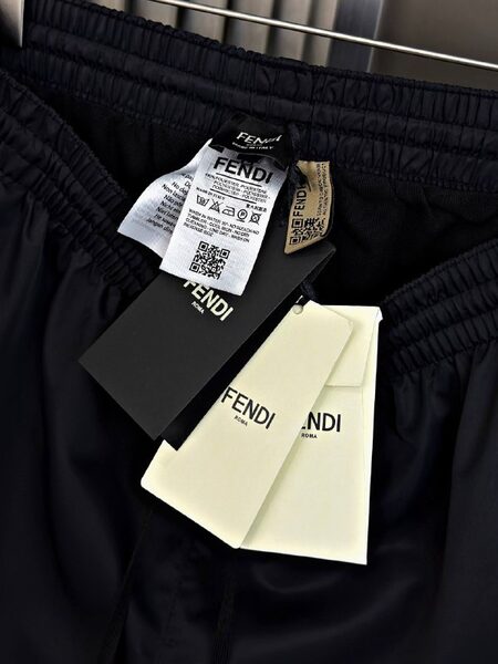 Apparel — TGfzzrI2MZHw view 5