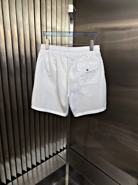 Apparel — TGg1Q7Fz2RJ0 view 3