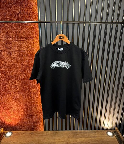 Apparel — TGg4zjPQdw6G view 2