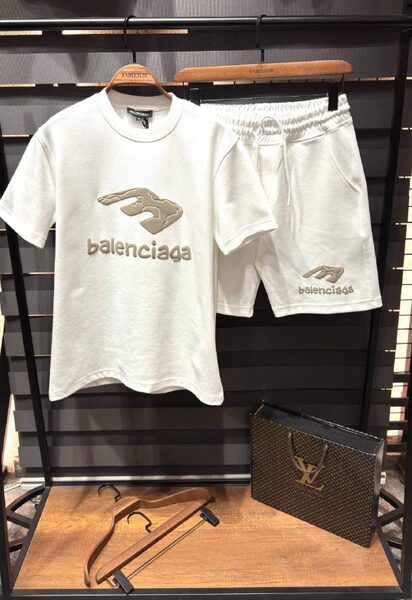 Apparel — TGgAtdMk93gp