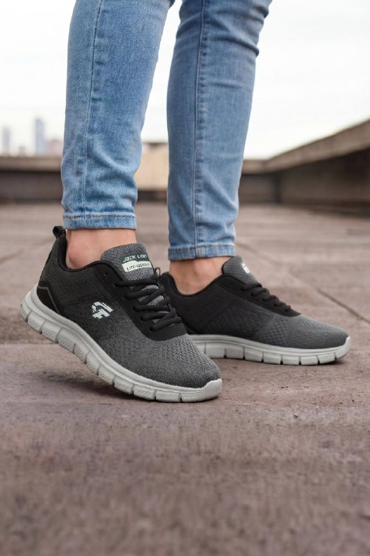 Men's Sneakers — TGgCc5sLJ7Ko