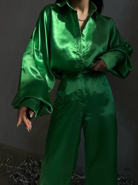 Apparel — TGgExZsz-RHO view 3