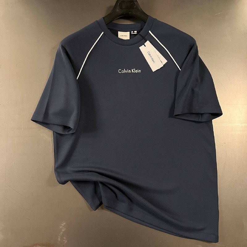 Apparel — TGgL9pHpH5QQ view