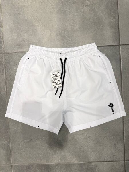 Apparel — TGgWh1zcCEOo view 3