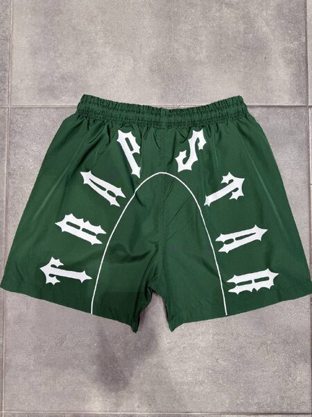 Apparel — TGgWh1zcCEOo view 7
