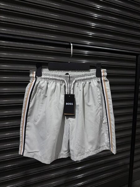 Apparel — TGgWperro9WU view 4