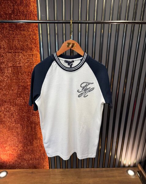 Apparel — TGgYQwoEgMnN view 3