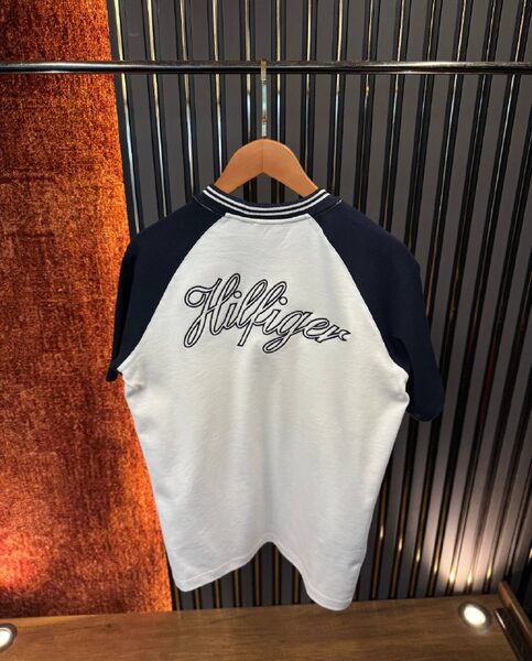 Apparel — TGgYQwoEgMnN view 4
