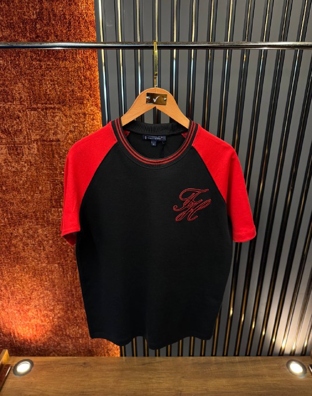 Apparel — TGgYQwoEgMnN view