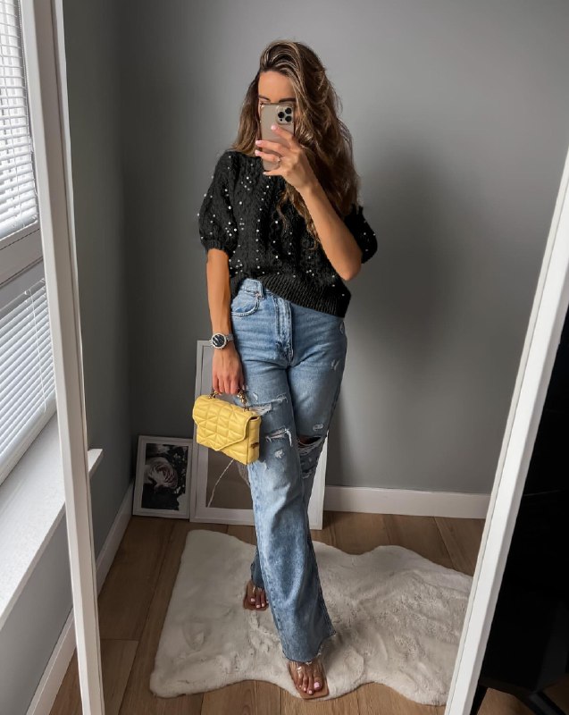 Apparel — TGgaJO-8AKBq