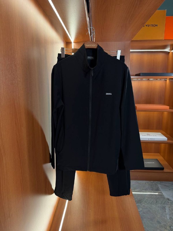 Apparel — TGgnYrDx-CBi