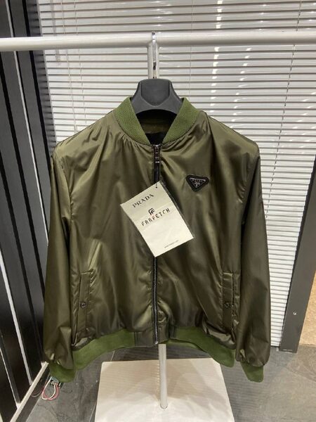 Apparel — TGgq7s6ixOsf view 2