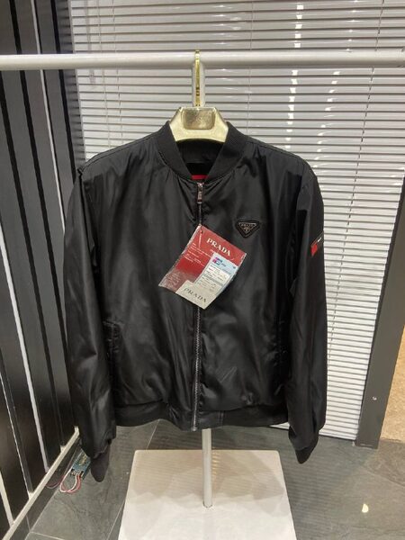 Apparel — TGgq7s6ixOsf view 3