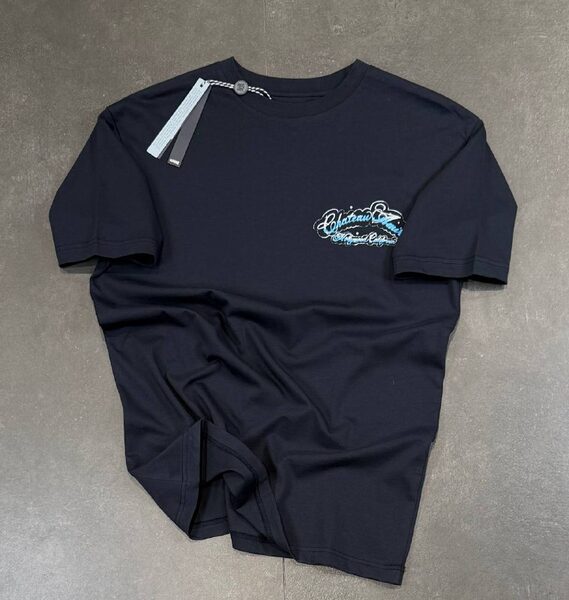 Apparel — TGgtu-vbEboB