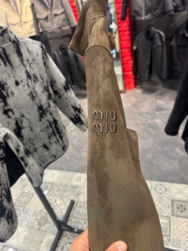 Apparel — TGh1-E5MeV6Z view