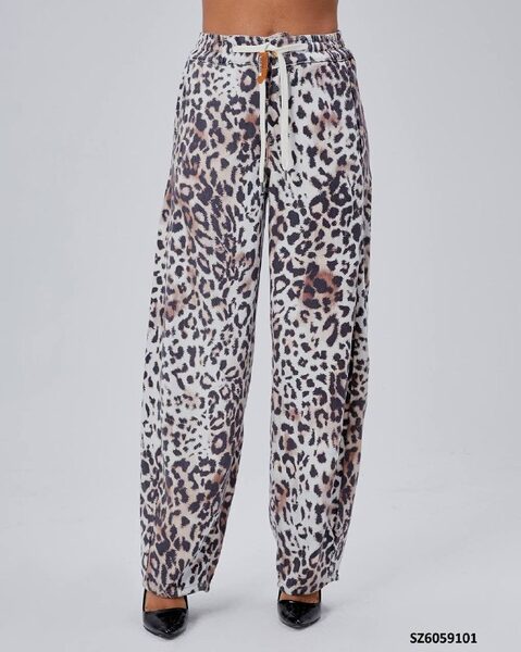 Apparel — TGh5VhYgYvHZ view 3
