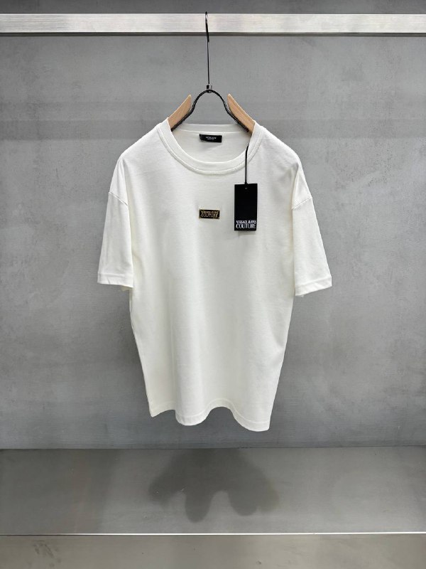 Apparel — TGhC0a5gJRM_ view