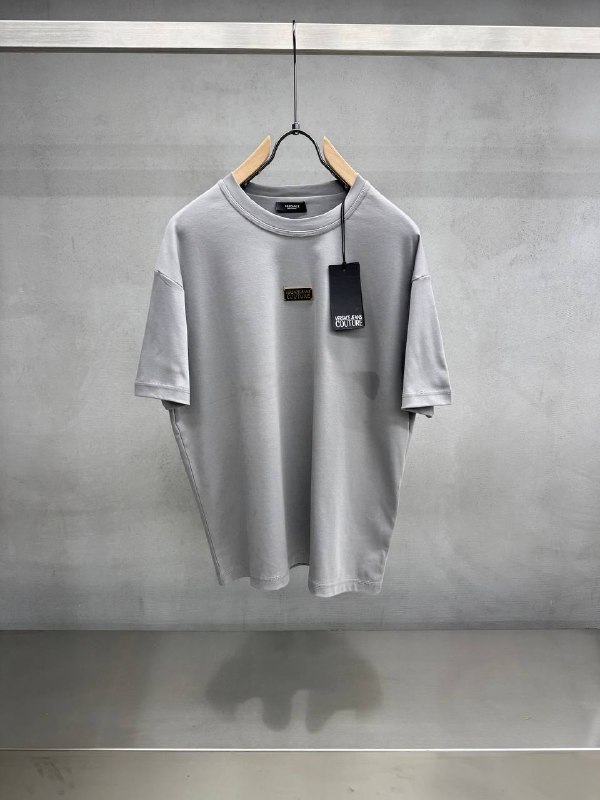 Apparel — TGhC0a5gJRM_ view