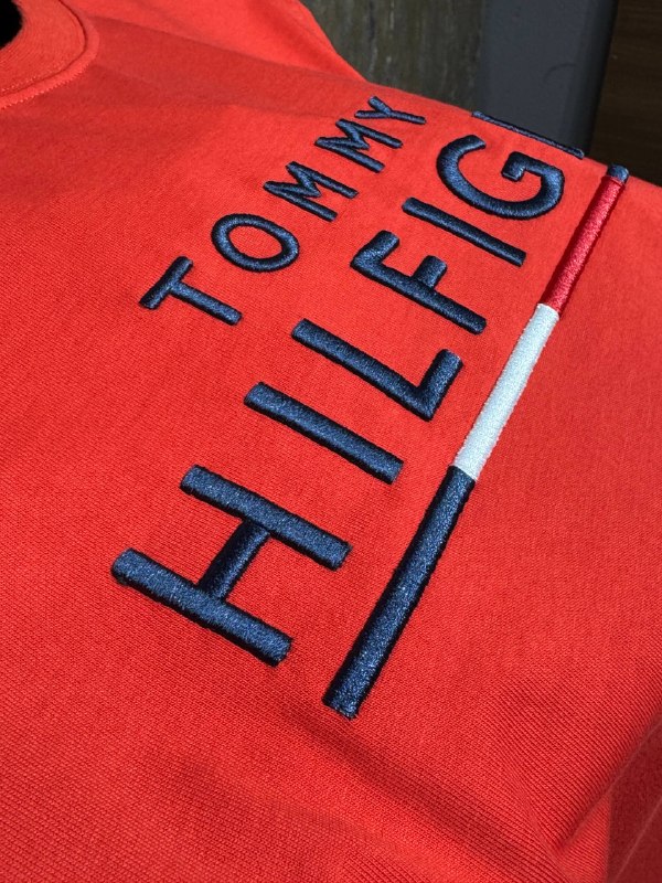Apparel — TGhLtLPojiTj view
