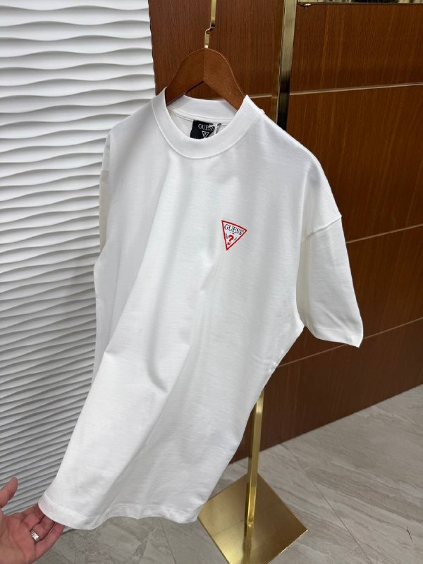 Apparel — TGhOEPv1SXFF view