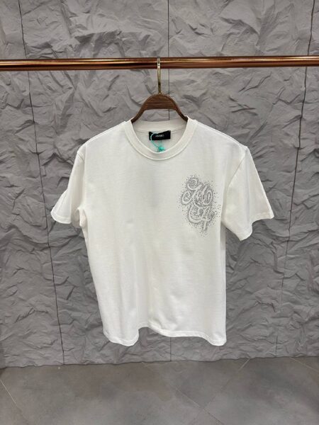 Apparel — TGhOyuVuI0sR view 3