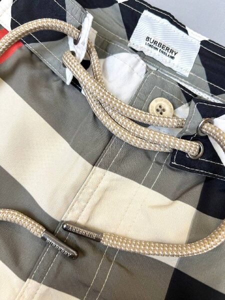 Apparel — TGhP8gRinVKX view 5