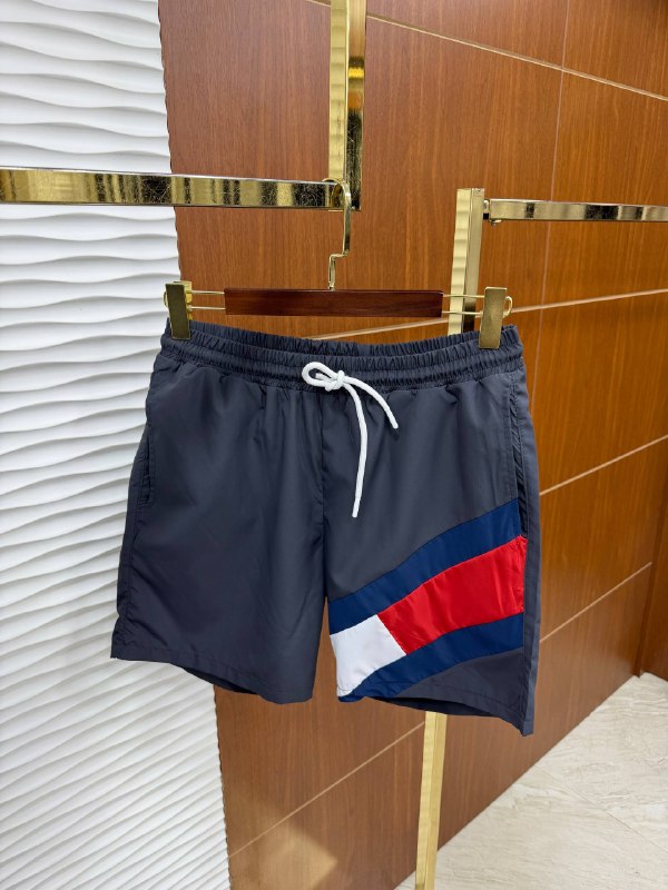 Apparel — TGhRcU_NwPAm