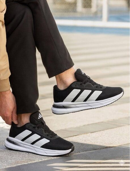 Men's Sneakers — TGhUxA208FJb view 2