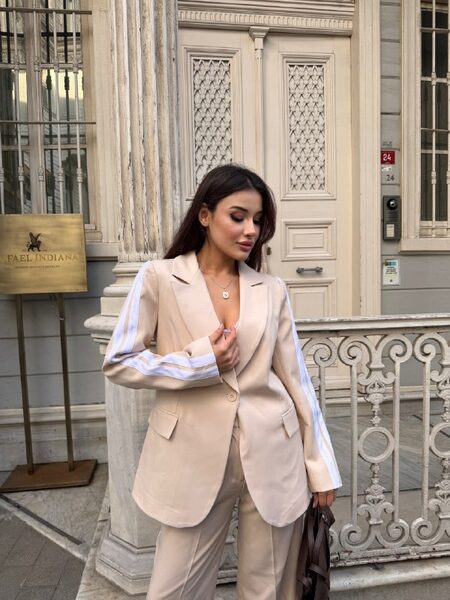 Apparel — TGhXoMROVpSy view 2