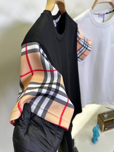 Apparel — TGhZbGNYk7QF view 2