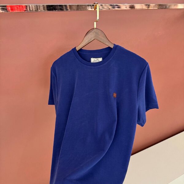Apparel — TGheEPEUC6z8 view 2