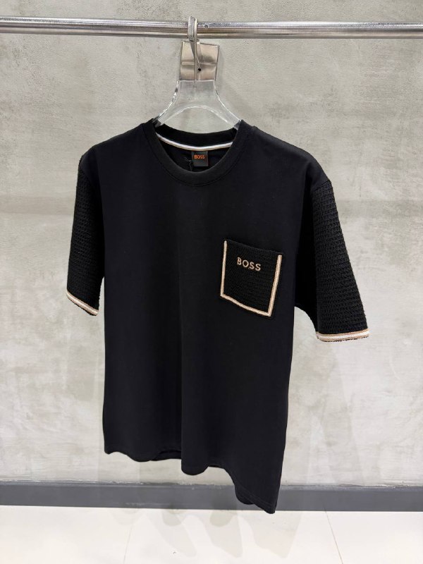 Apparel — TGhhayU0uYwN view
