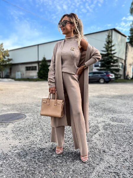 Apparel — TGhkT2W8galU view 3