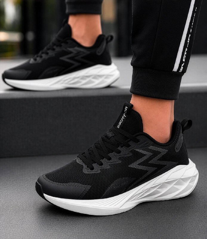 Men's Sneakers — TGhmRuFpZI9e
