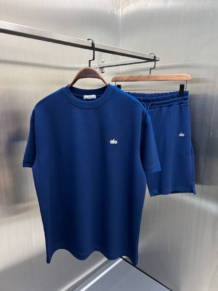 Apparel — TGhmUWe4_5FU view 2