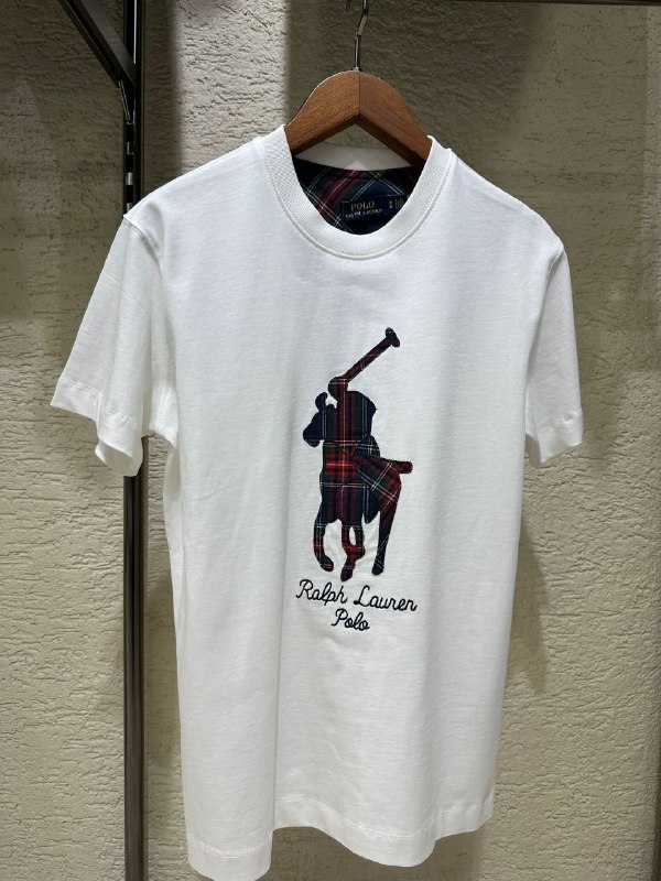 Apparel — TGhnKp42I_YW view