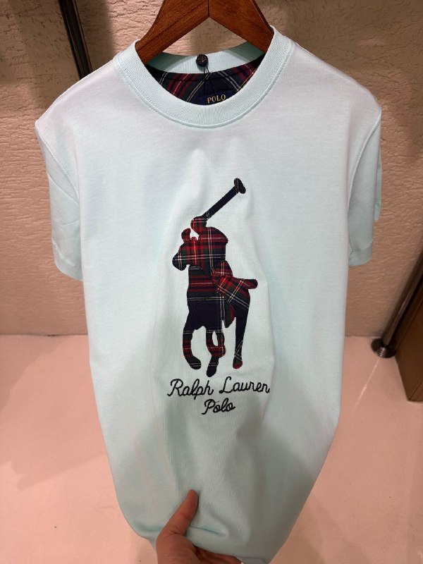 Apparel — TGhnKp42I_YW view