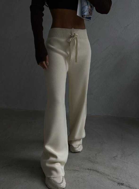 Apparel — TGhpWIowD27_ view