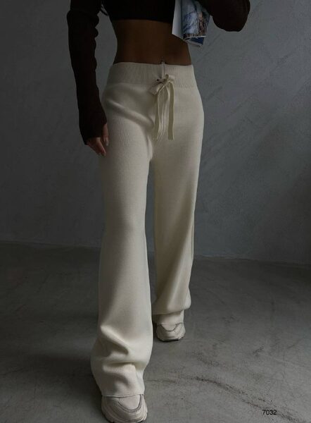 Apparel — TGhpWIowD27_ view 5