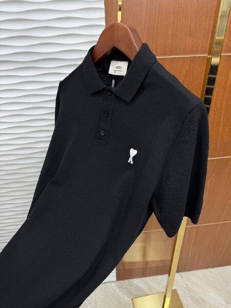 Apparel — TGhsOiD9UmM9 view 3