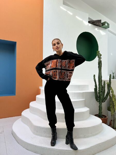 Apparel — TGhuxsudGUaC