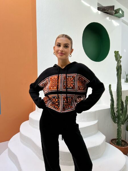 Apparel — TGhuxsudGUaC view 4