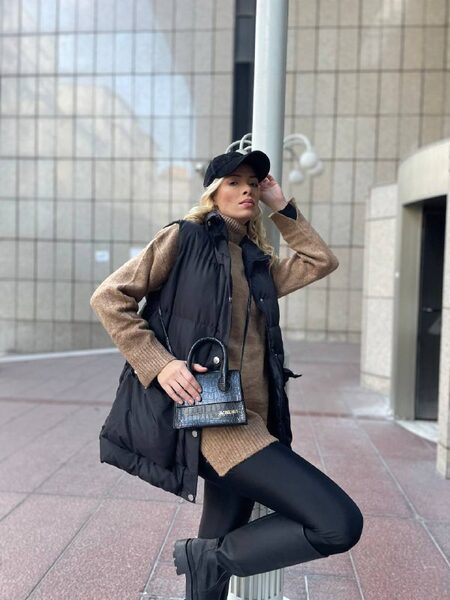 Apparel — TGhwpXxpd1Z0 view 7