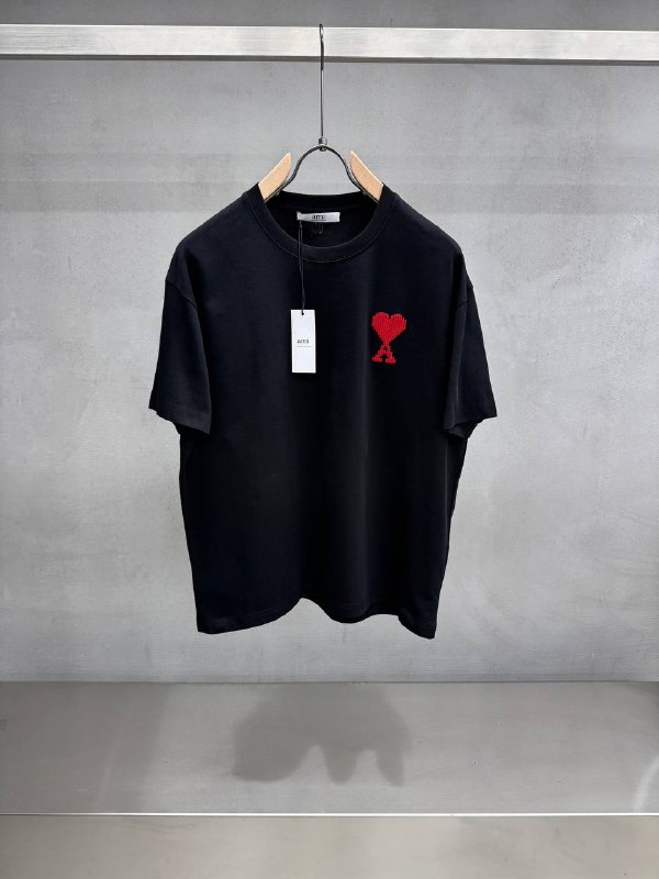 Apparel — TGhzF4wiyBHI view