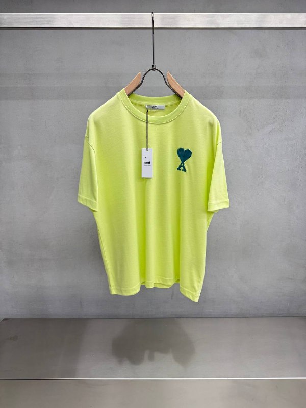 Apparel — TGhzF4wiyBHI view
