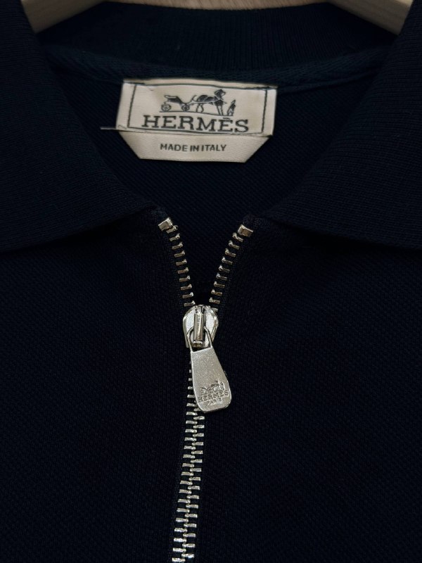 Apparel — TGi3k_LhDaw- view