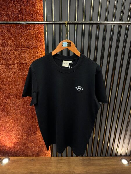 Apparel — TGi6Q7kaP9fE